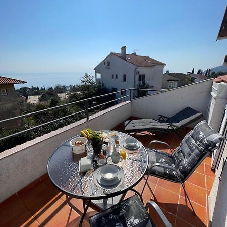 Apartment Lady Daniela Mit Meerblick In ลอฟราน ภายนอก รูปภาพ