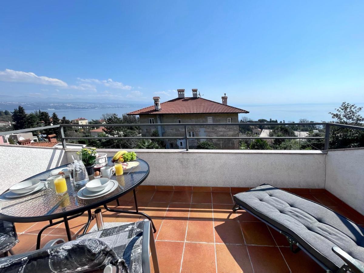 Apartment Lady Daniela Mit Meerblick In ลอฟราน ภายนอก รูปภาพ